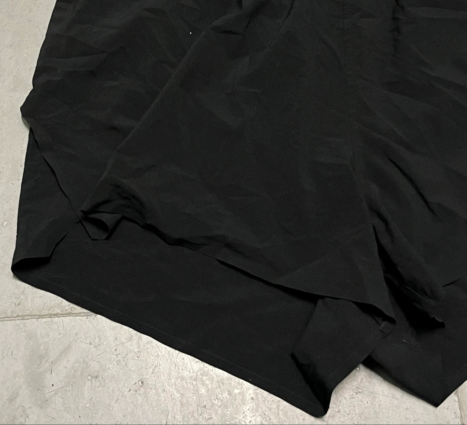 Shorts esportivos pretos de linho – photo 4